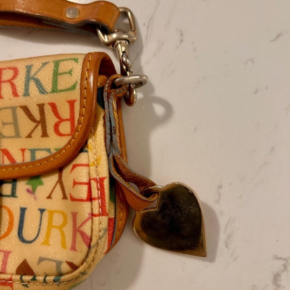 Dooney & Bourke Vintage Wristlet- EUC - Picture 8 of 15